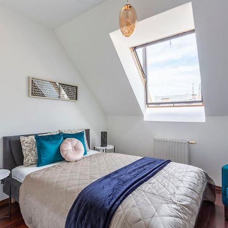 Deluxe Central Quentin Apartment 3Bedrm, 2Bathrm Budapest Luaran gambar